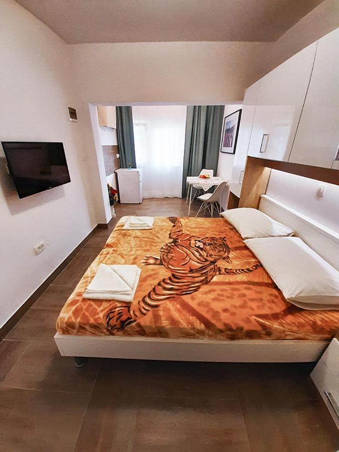 Apartment Nina Rovigno Esterno foto